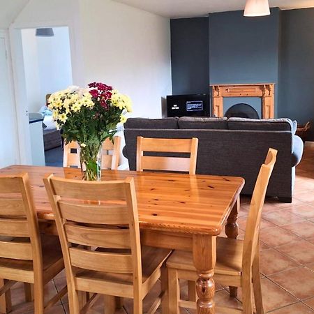 Dingle Harbour Cottages 3 Bed Sleeps 7 By Trident Holiday Homes 外观 照片